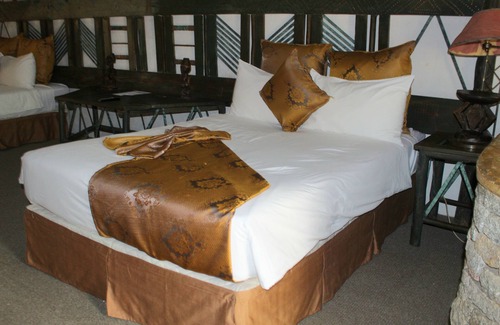 Ndadza Cabin | Lodge at The Ancient City