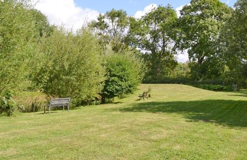 East Dereham House | Lodge Cottage - B6008