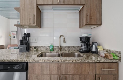 Midtown Apartment | Lodgeur | Picture-perfect studio loft | Midtown