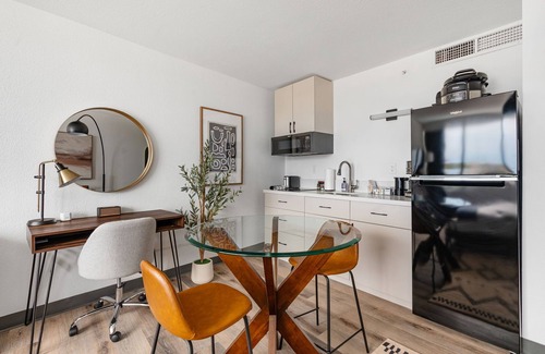 Greenway Plaza-Upper Kirby Apartment | Lodgeur | Studio w/smart TV & desk | Upper Kirby