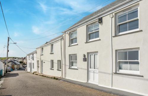 Porthleven House | Loe Cottage