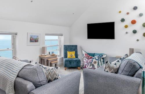Porthleven House | Loe Cottage