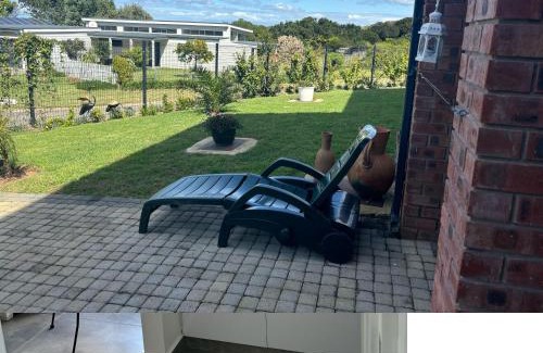 Outeniqua Strand Apartment | Loerie Lane Accomadation