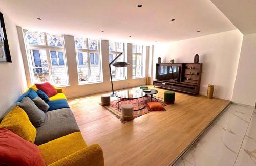 Douai Apartment | Loft 250 m2 Toit Terrasse Parking Netflix