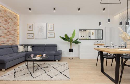 Bielany Apartment | Loft Apartment with Parking in Warsaw by Noclegi Renters