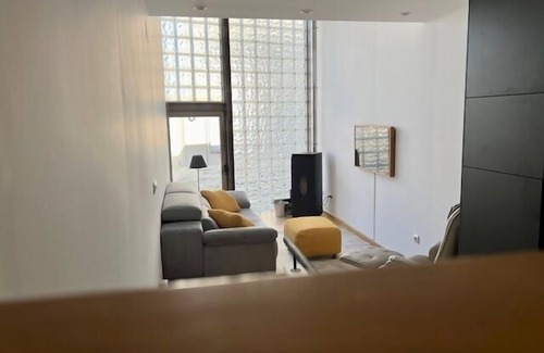 O Grove House | LOFT CANTADORA, a tribute to sailors