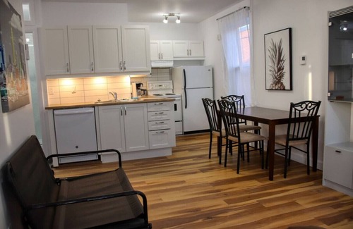 Bellerive Apartment | Loft chic avec Internet haute vitesse à Montréal