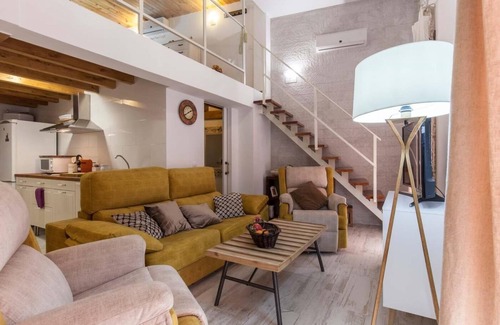 Alfalfa Apartment | Loft/Duplex with charm historic center. WIFI