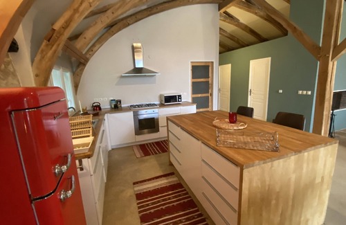 Bellefont-La Rauze Apartment | Loft en Pierre de 180 m² Avec Terrasse et Belle vue à 10 mn de Cahors