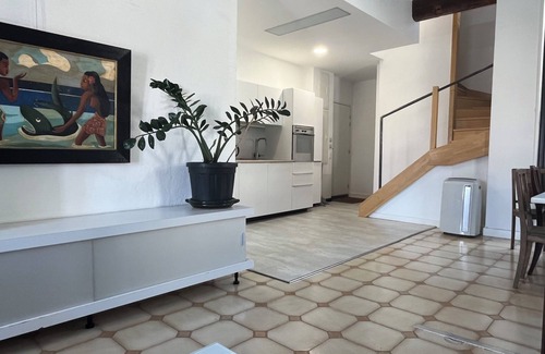 Pinet Apartment | Loft-holidy Appartement Spacieux à Proximité de la Plage