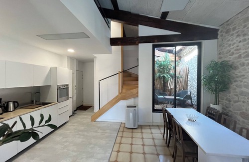 Pinet Apartment | Loft-holidy Appartement Spacieux à Proximité de la Plage