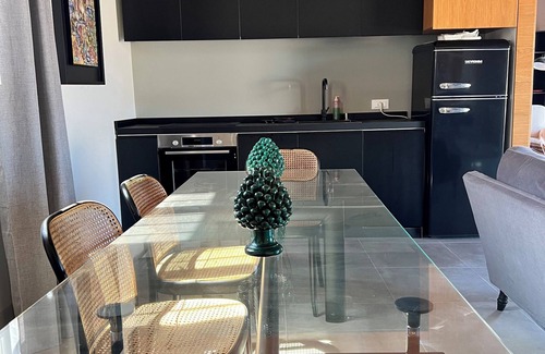 Palermo House | LOFT in downtown with TERRACE, Wifi,Air Cond.Free parking 2/3p