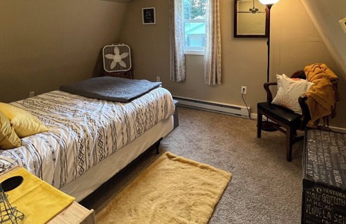 Westerly Apartment | Loft Near Beaches