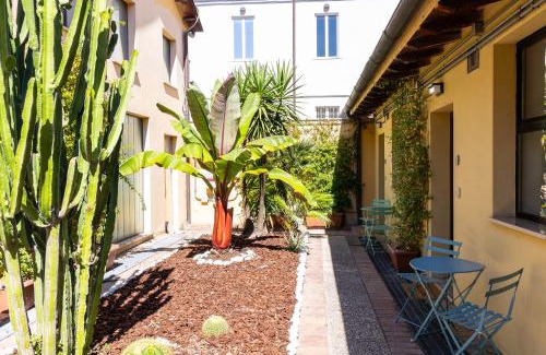 Quartiere XI Portuense Apartment | Loft Ostiense Blue