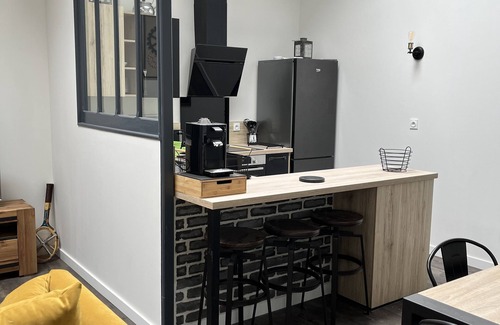 Vierzon House | Loft Relais Cœur de France 3 Étoiles. Décoration Style Industriel. Centre-ville