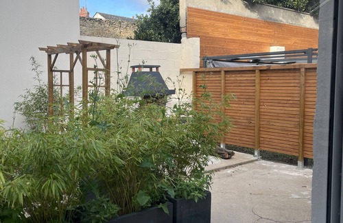 Vierzon House | Loft Relais Cœur de France 3 Étoiles. Décoration Style Industriel. Centre-ville