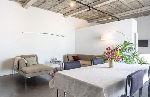 Hoboken Apartment | Loft van 90 m² met grote binnentuin.