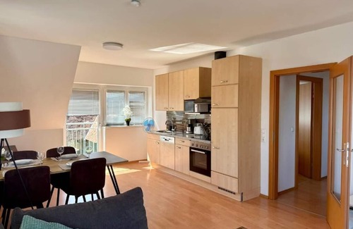 Dobl-Zwaring Apartment | Loftartige und sonniges Apartment mit Balkon in Dobl bei Graz DG06