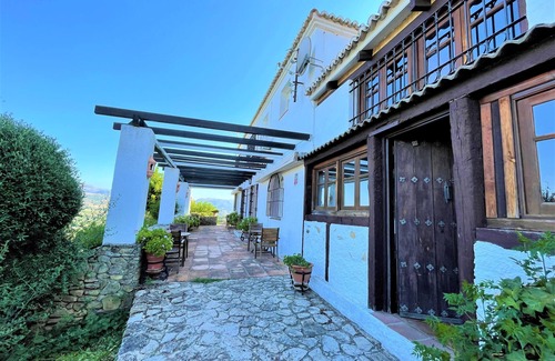 Ronda Cabin | Log Cabin-Countryside view-Private Bathroom-Cottage-CASITA 2 Y 3