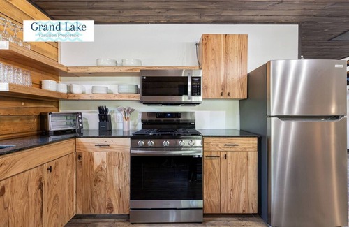 Eucha Cabin | Log Cabin on Disney - Boat ramp & dock nearby