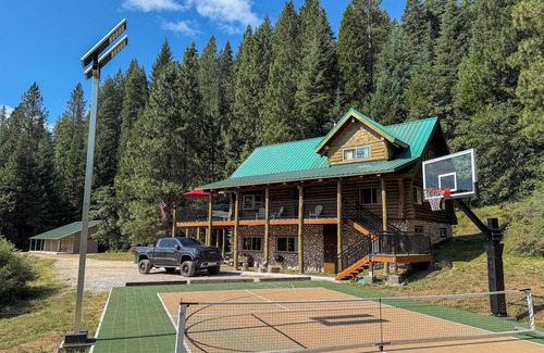 McCloud Cottage | Log Home on 60 Private Acres By Mt Shasta Ski Park