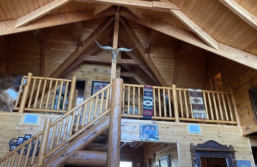 Vinita House | Log House - Beautiful View of Grand Lake of The Cherokees!