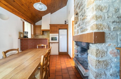 La Canourgue House | Logement 6/8 Personnes - Village de Gites des Bruguières