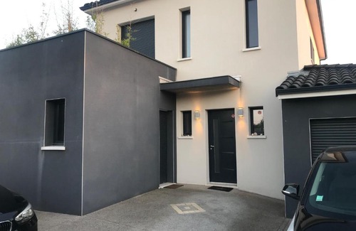 Cornebarrieu House | Logement de standing proche de la clinique au calme