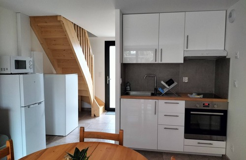 Sillans-la Cascade House | Logement Indépendant, Villa Quartier Calme et Verdoyant