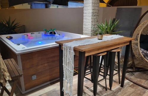 Vias Apartment | LOGEMENT PRES DE LA MER