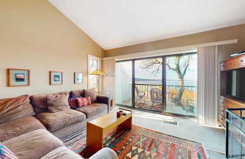 Maple City Apartment | Loggers Run 35 36