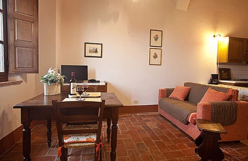 Ponte di Gabbiano Other | Loggiato 2 apartment in farmhouse in the Crete Senesi with swimming pool