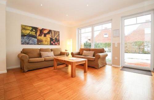 Greetsiel Apartment | Logierhaus-Greetsiel 2