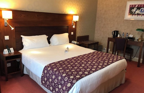 Le Nouvion-en-Thierache Hotel | LOGIS Hotel de la Paix