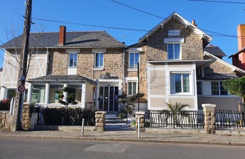 La Baule-Escoublac Hotel | Logis Hotel La Closerie