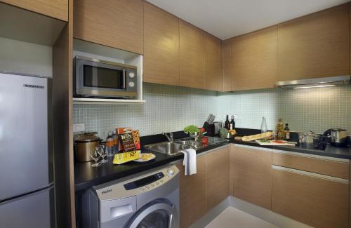 Ploenchit Hotel | Lohas Residences Sukhumvit 2