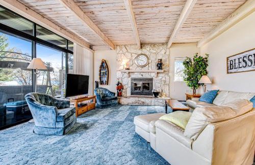 Garden City House | Lollipop Lakehouse