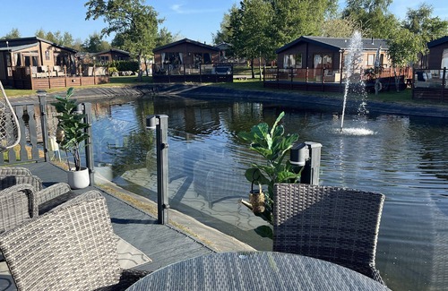 Kendal Cottage | Loluke Lodge on The Lake