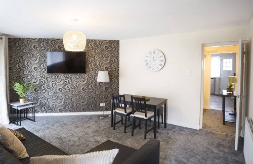 Tollcross Apartment | Lomond Serviced Apartments - Emirates