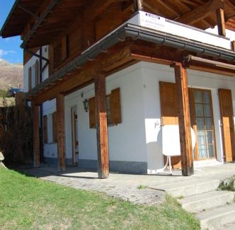 Tujetsch Apartment | Londadusa Parterre