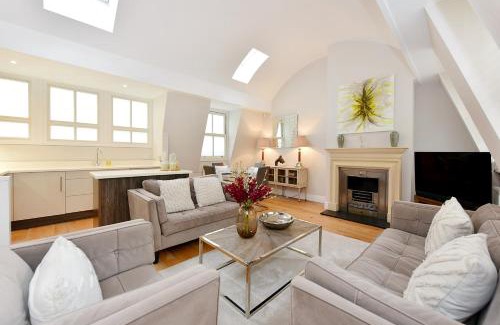 Courtfield Apartment | London Choice Apartments - South Kensington - Mews House II