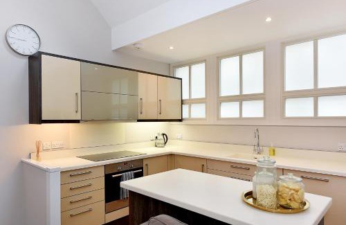 Courtfield Apartment | London Choice Apartments - South Kensington - Mews House II