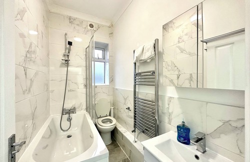 Euston Apartment | London Euston Guest House Sleeps 4
