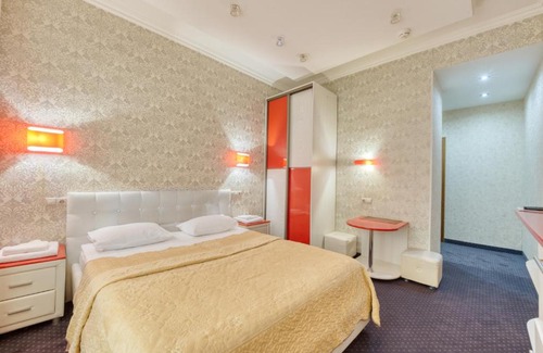 South-Eastern Administrative District Hotel | London