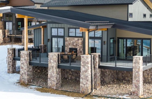 Granby House | Lone Eagle 765