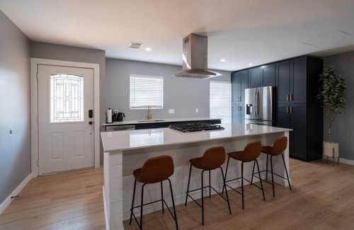 Parker Lane House | Lonestar - 4/2.5 newly renovated house with huge backyard and office