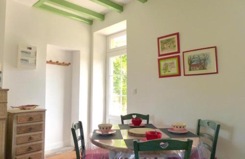 Lurcy-Levis House | Longère XVIIIe rénovée, animaux acceptés, jardin, proche forêt Tronçais - FR-1-489-376