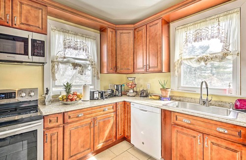 Long Branch Apartment | Long Branch Apartment: 1 Mi to Beach, Pier Village