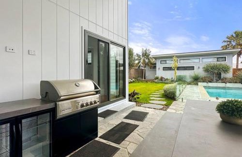 Long Jetty Apartment | Long Jetty Private Oasis - Main House