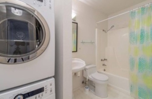 Truckee House | Long-Term, Pet Friendly, 2BR/1.5 BA in Tahoe Donner
